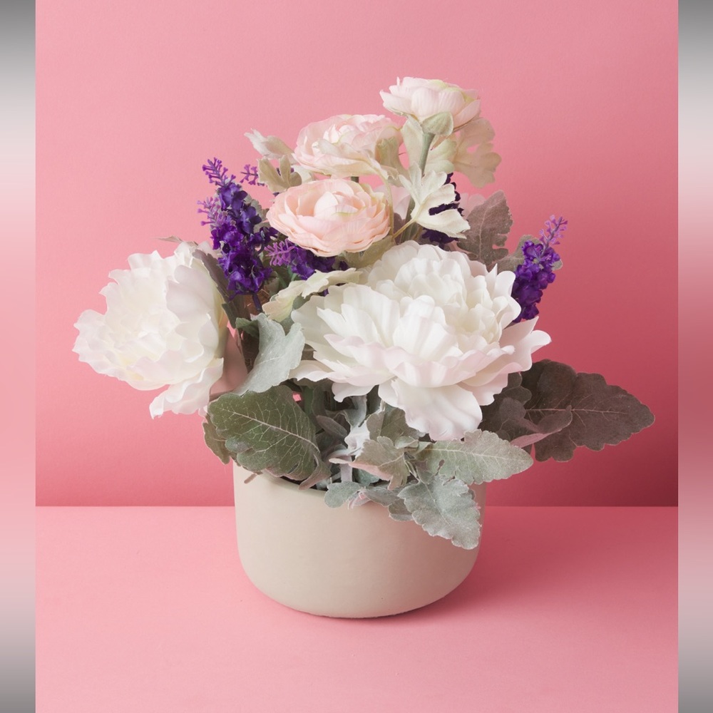 🎉LAST PIECE🎉JOLIE‎ FLEUR 13in Artificial Flowers In Cement Pot